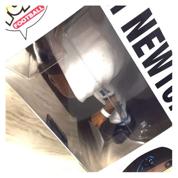 NFL POP ! Panthers collectable - Picture 2 of 5